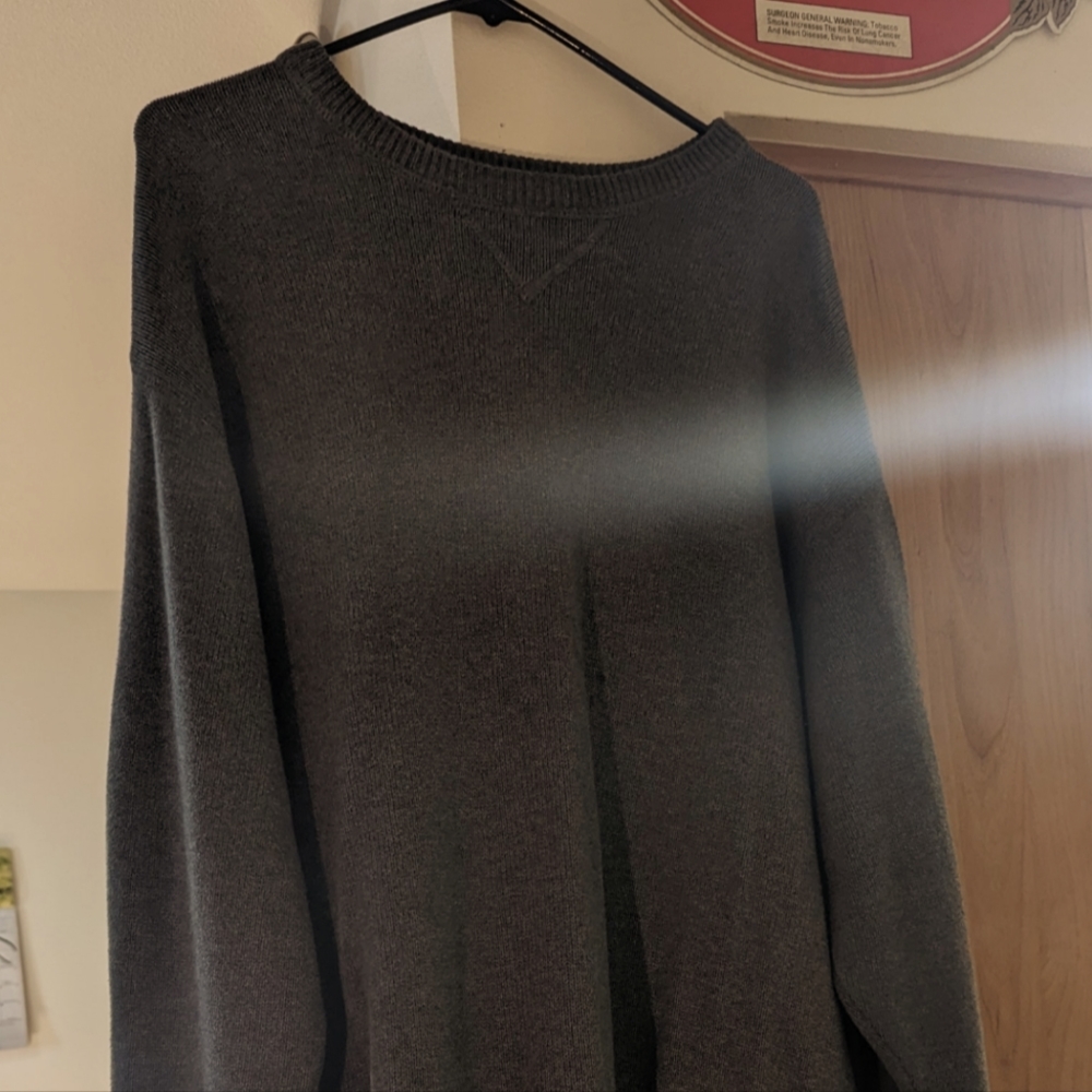 Eddie Bauer XXL cotton crew neck sweater.